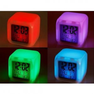 Часы-Будильник "Светящийся Куб" с разноцветной подсветкой